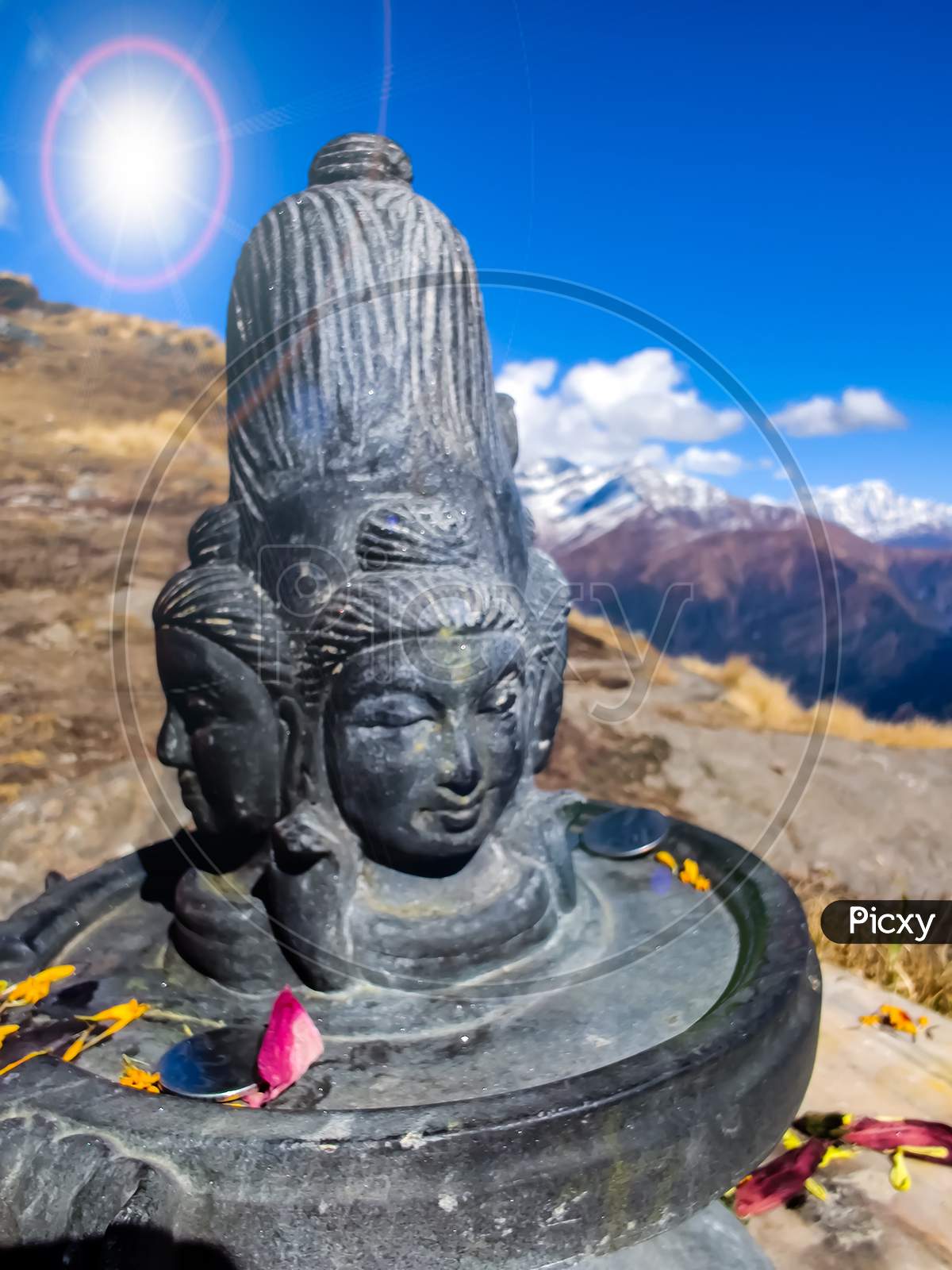 Macro photography shiva statue Uttarakhand