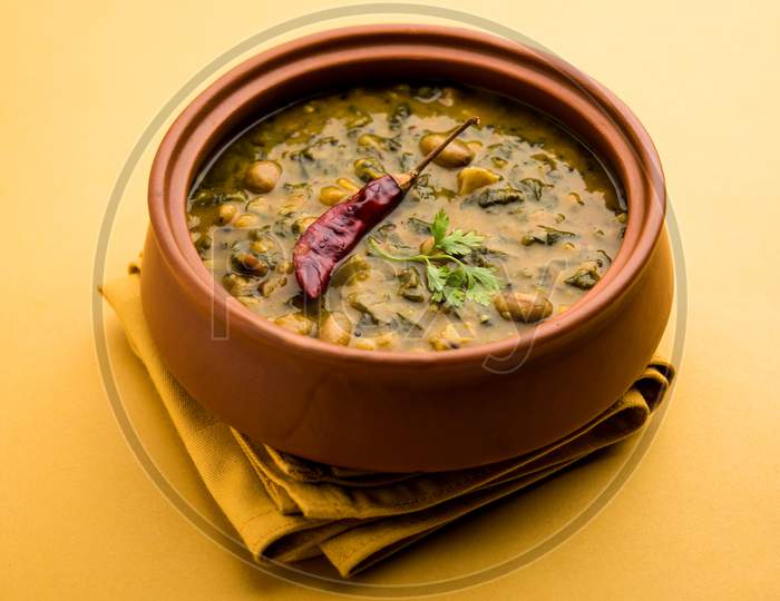 Dal Palak Or Lentil Spinach Curry - Popular Indian Main Course Healthy Recipe