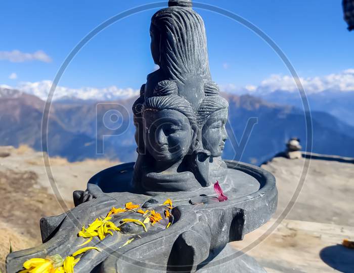 Shiva statue Uttarakhand chandrashila