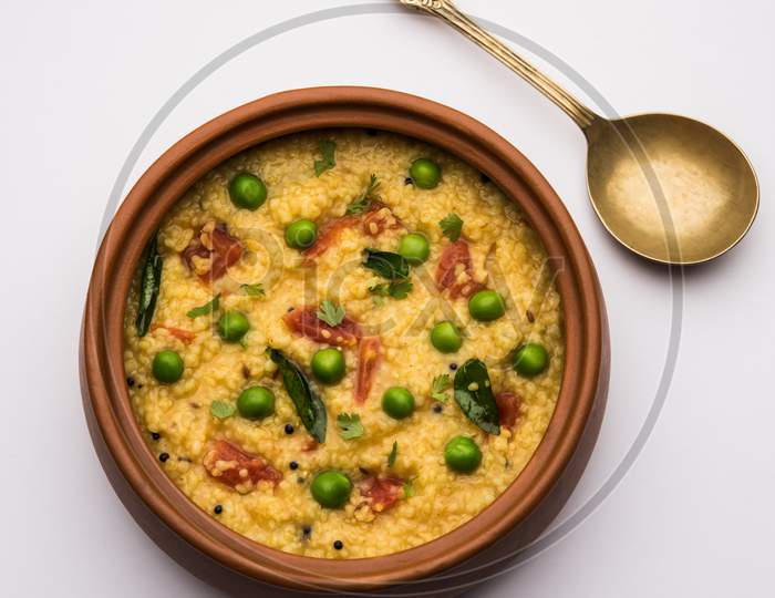 Indian Healthy Food Daliya Khichadi Or Dalia Khichdi, Made Using Broken Wheat And Vegetables