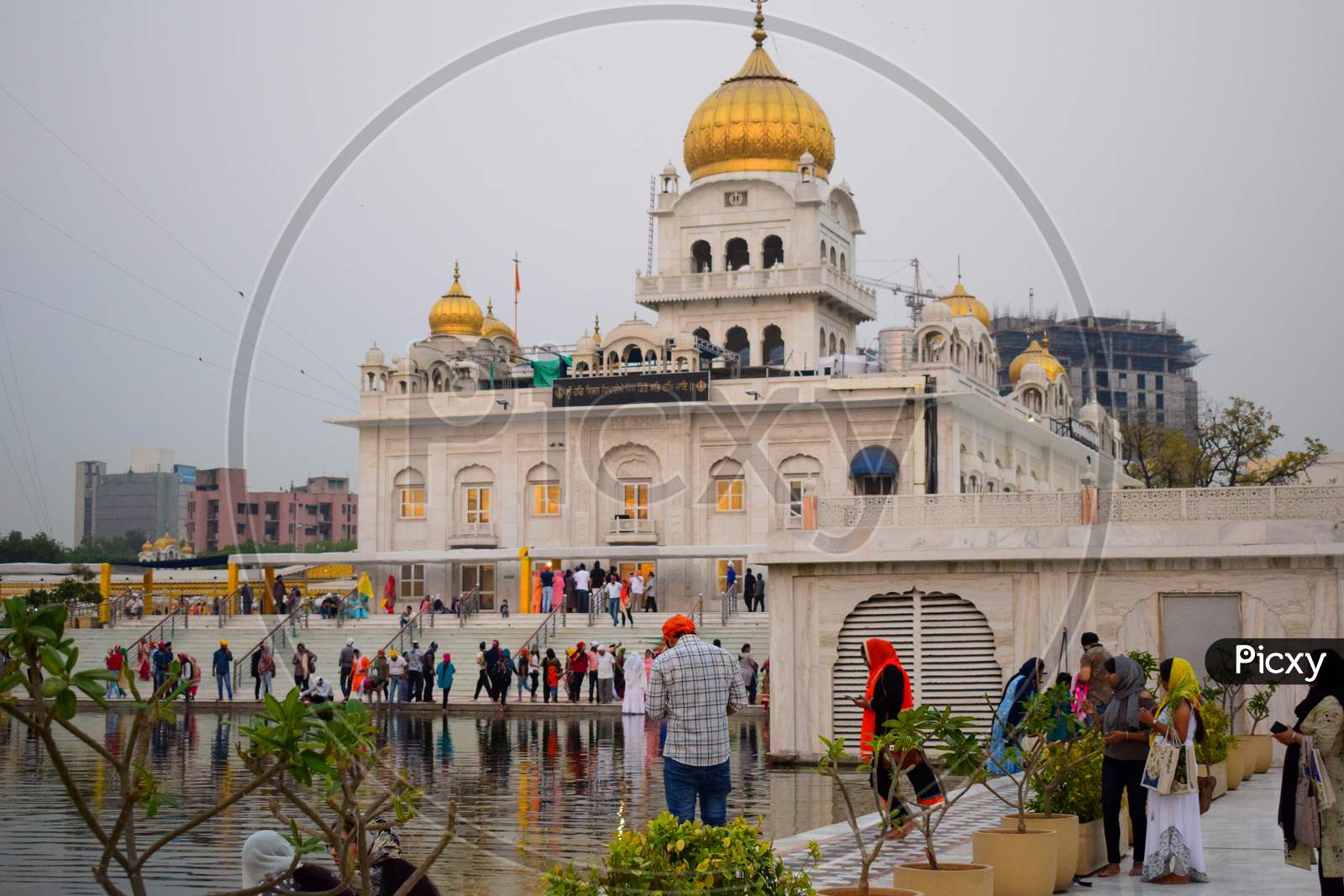 Image Of Gurdwara Bangla Sahib Is The Most Prominent Sikh Gurudwara ...