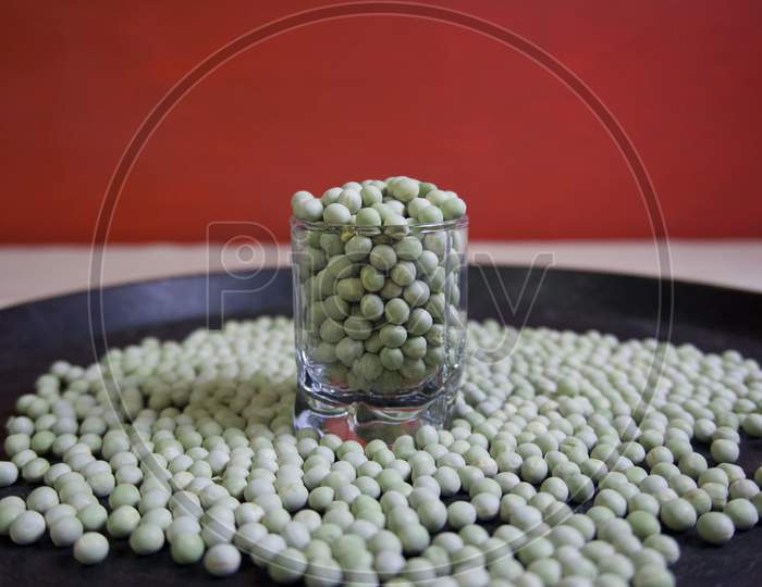 Green pea in the home kitchen
