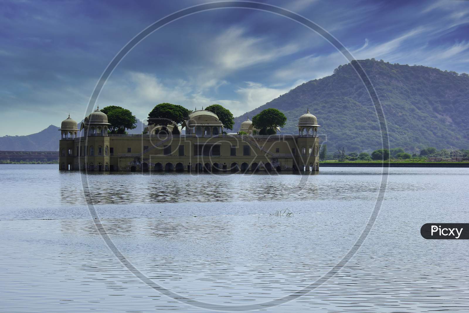 Close Up View Of Jal Mahal (Meaning "Water Palace") Which Is A Palace In The Middle Of The Man Sagar Lake In Jaipur City, The Capital Of The State Of Rajasthan, India. The Palace And The Lake Around It Were Renovated And Enlarged In The 18Th Century By Maharaja Jai Singh Ii Of Amber.