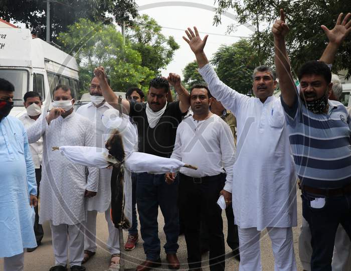 Jammu and Kashmir's National Panther Party workers burn an effigy of BJP party to restore 4G connection in Jammu on July 05, 2020