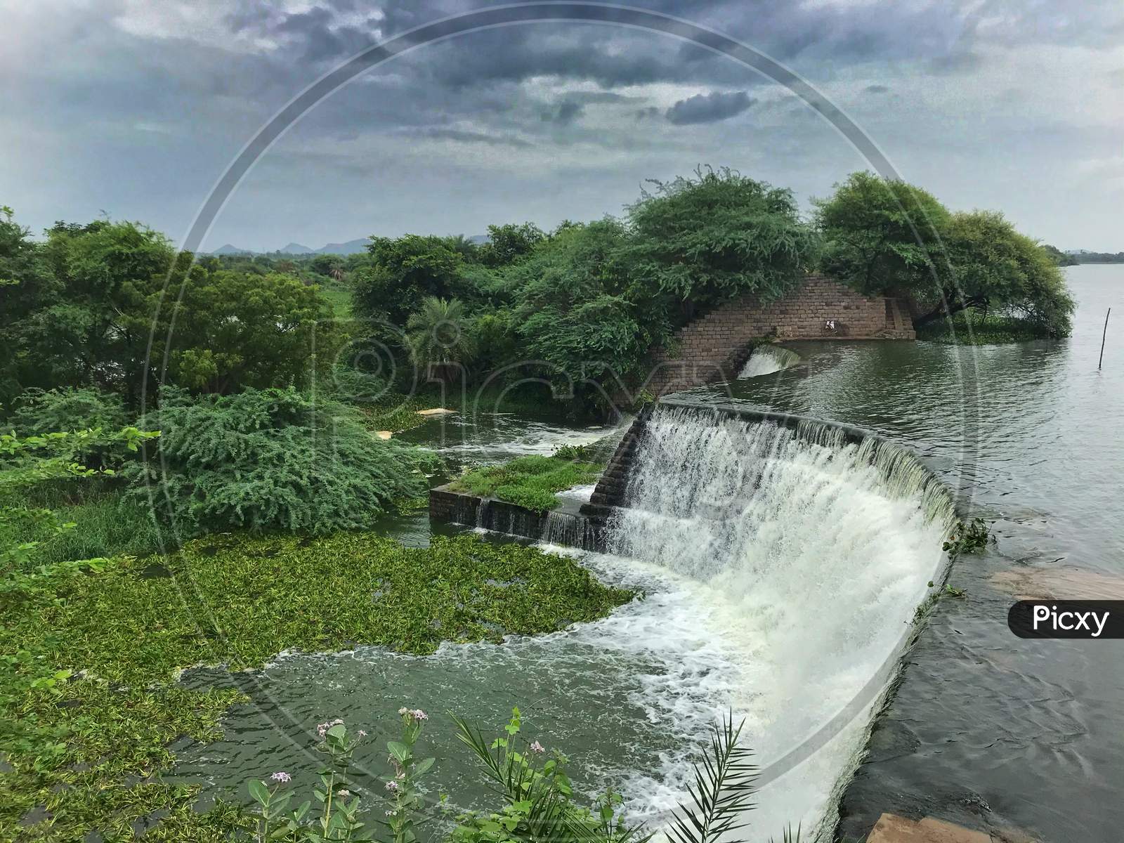 Nagaram lake waterfalls