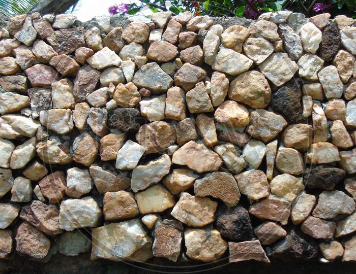 stone cladding wall