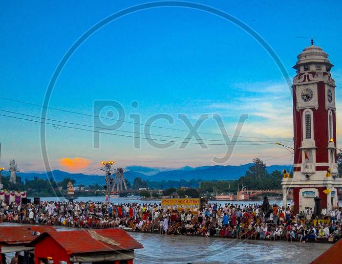 Har Ki Pauri Is A Famous Ghat On The Banks Of The Ganges In Haridwar, India, Indian Temple On The Banks Of Ganges, Located In Haridwar, Uttarakhand