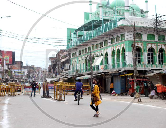 A view of closed Jama Masjid on the occasion of Eid Al- Adha during the outbreak of the coronavirus disease (COVID-19) in Prayagraj, August 1, 2020.