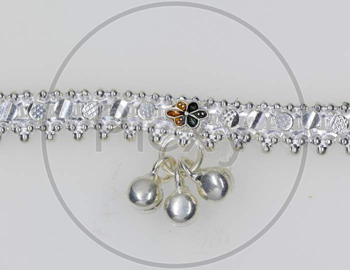 Fancy Crystal Sterling Silver Flowers Beaded Anklet Design For Women & Girls