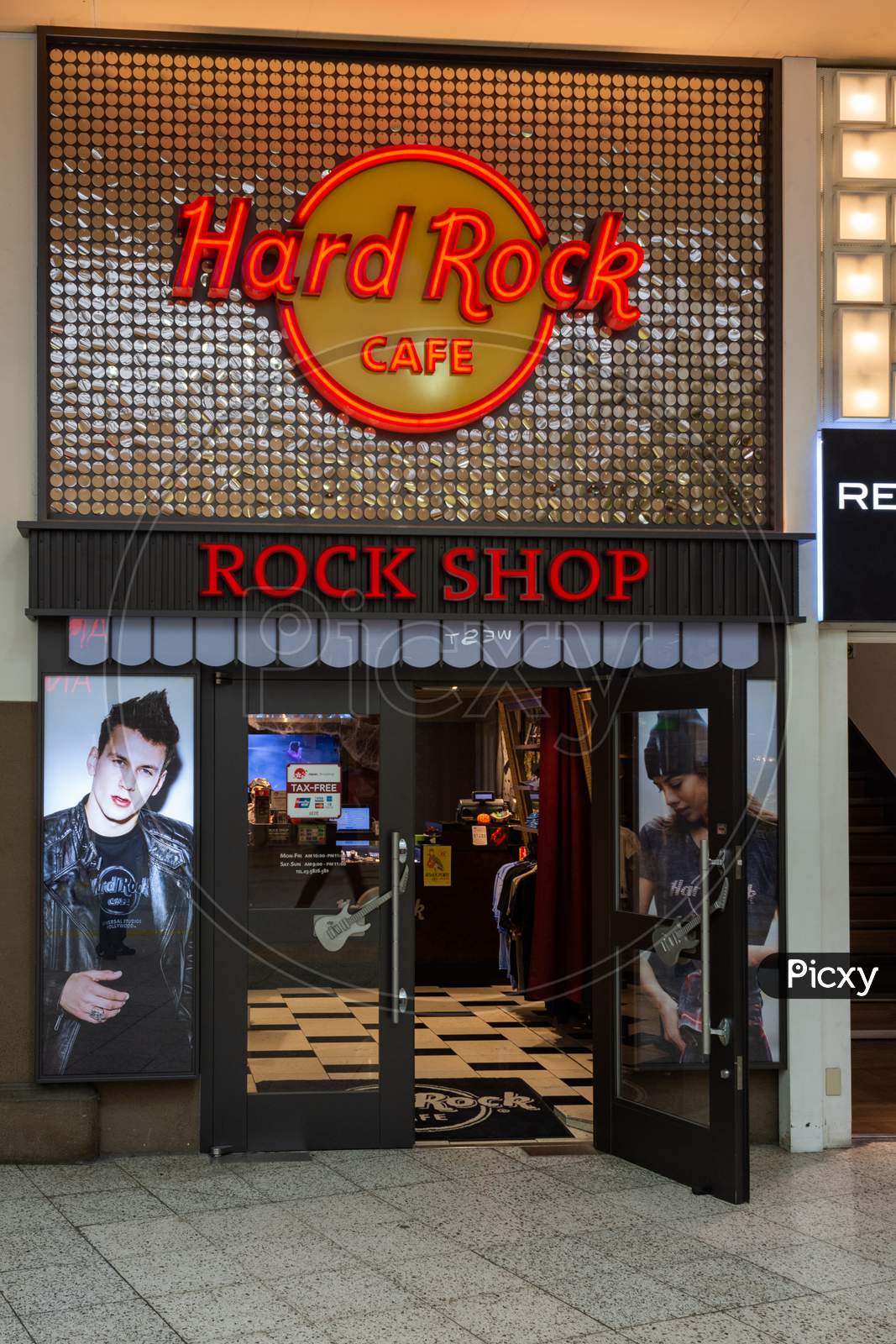 Hard Rock Cafe And Rock Shop Tokyo Uyeno Eki In Tokyo, Japan