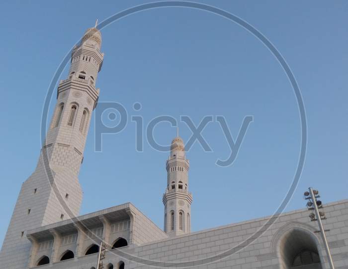 Beautiful White Mosque Images Or Stock Photos For Islamic Festivals Or Celebrations Like Ramadan Or Eid Al Fitr