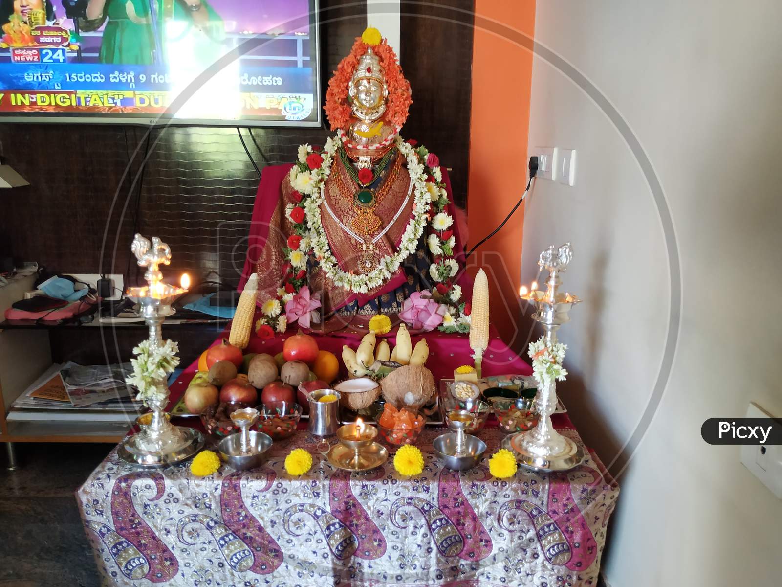900+ Lakshmi Pooja Decoration ideas in 2023 | goddess decor, pooja rooms,  festival decorations