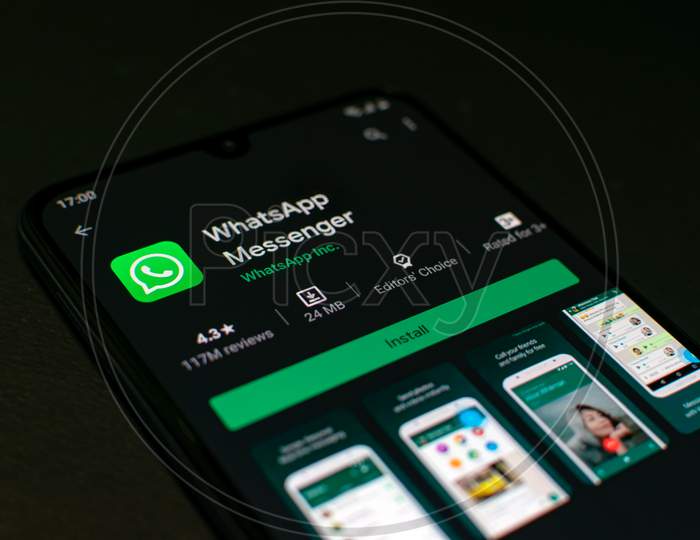 Whatsapp Messenger application on Smartphone screen. This Chating app is a freeware in Android Playstore developed by Whatsapp Inc
