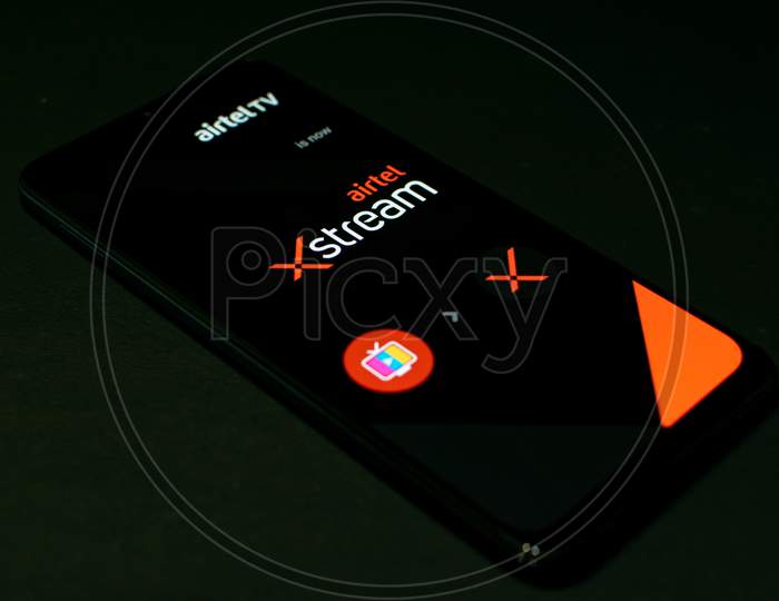 Airtel Xstream application on Smartphone screen. This app is a freeware in Android Playstore developed by Airtel
