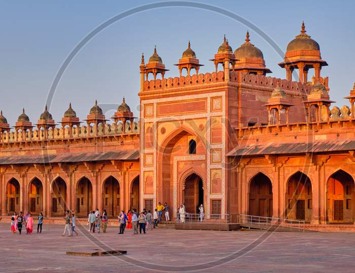 Tourists Visiting Jama Masjid Mosque In Fatehpur Sikri In Agra, Uttar Pradesh, India