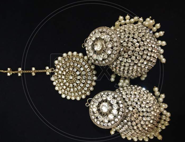 Jwellery, fashion accessories,
