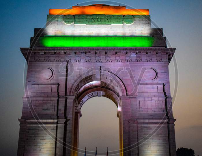 Evening View Of India Gate In Delhi India, India Gate View With Tri Colour At The Top