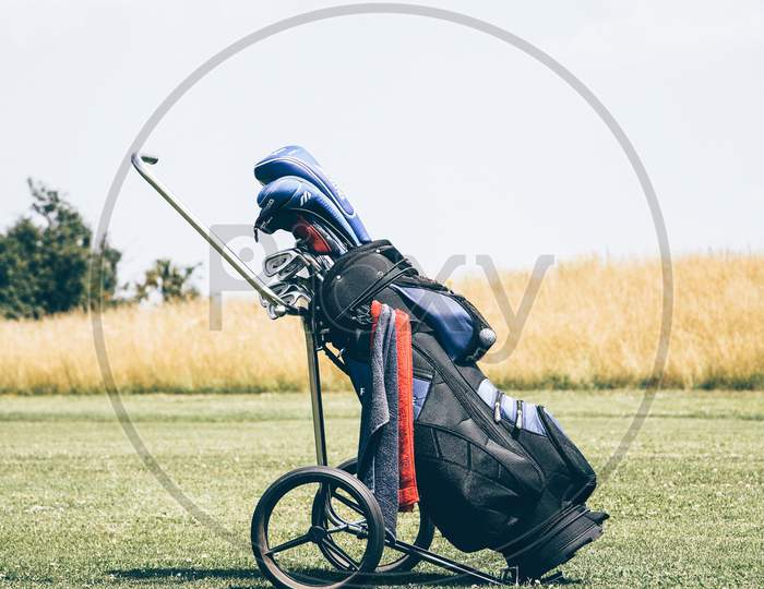 Golf equipment and golf accessories