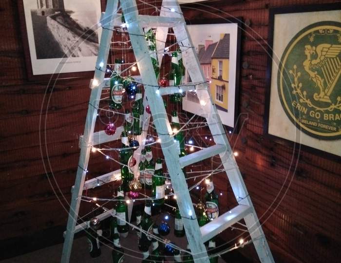Ladder Art Decorum