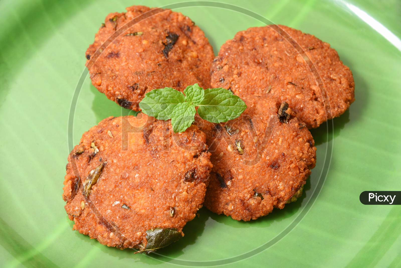 Parippu vada, Dal vada fried Kerala snack