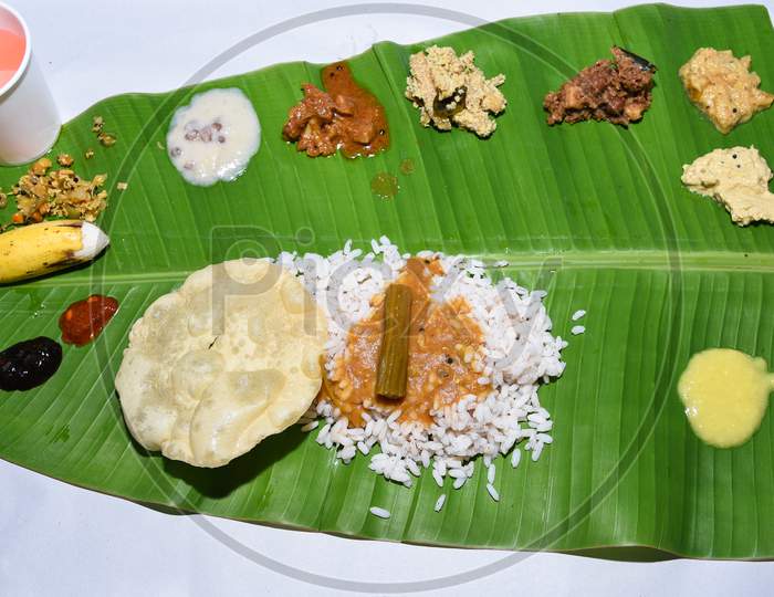 Onam sadhya, traditional Indian vegetarian lunch for Kerala festival