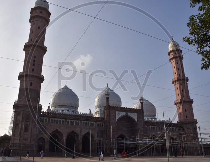 Jama Masjid Or Taj Ul Masjid Or Mosque