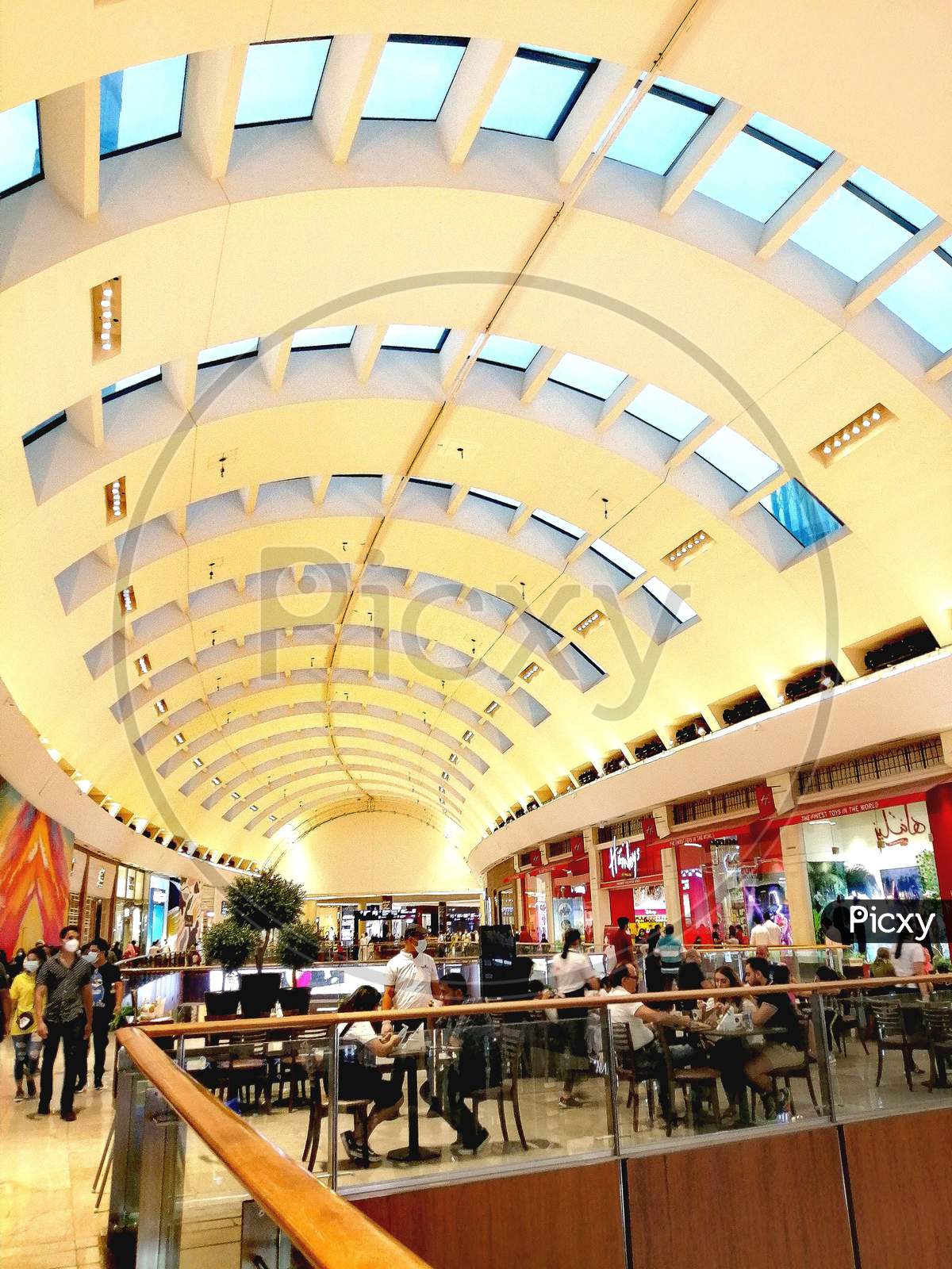 World's largest mall, dubai mall