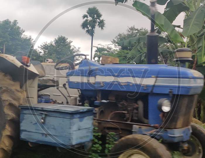 Indian tractor blue