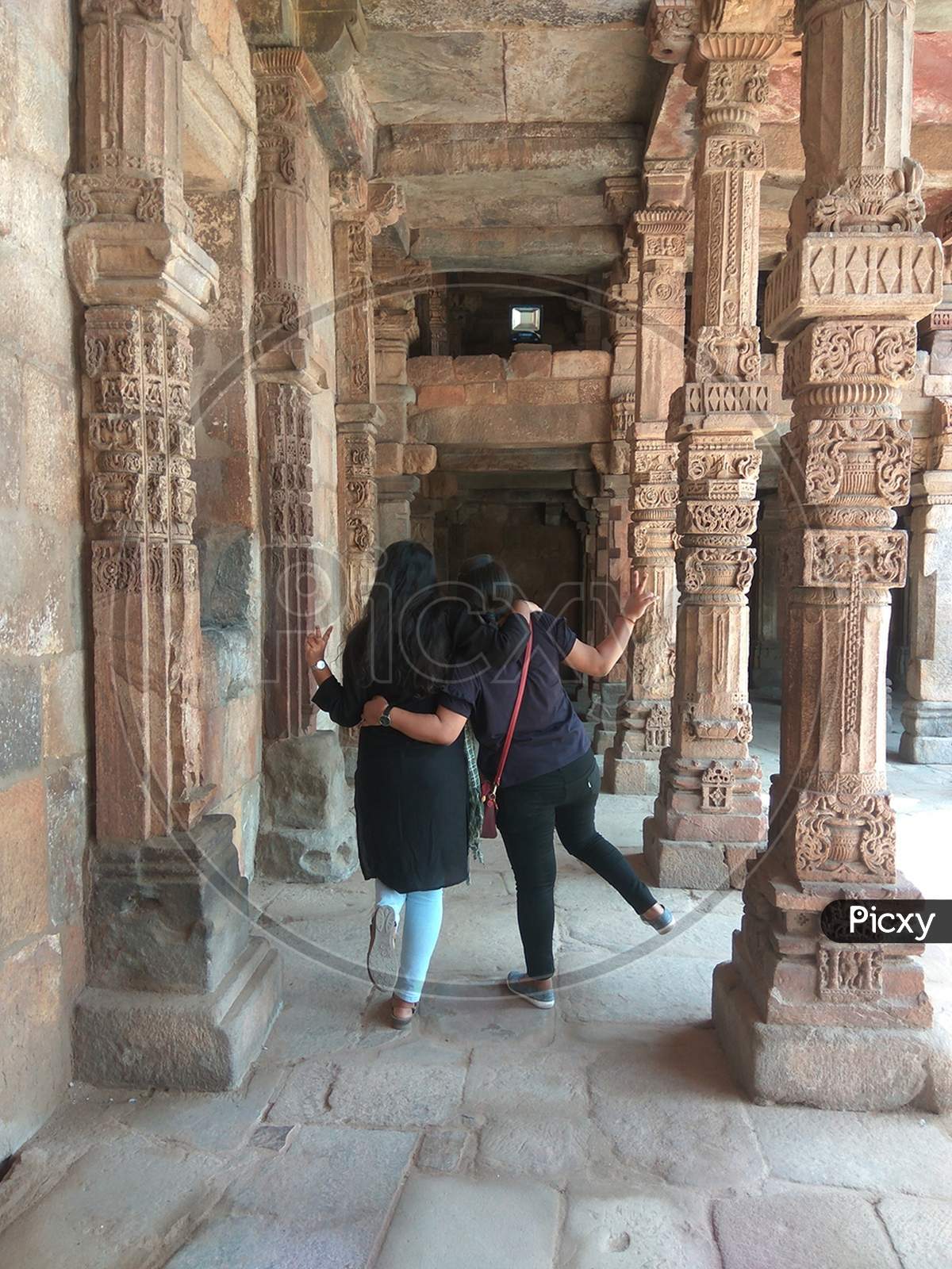 girls under indian architect