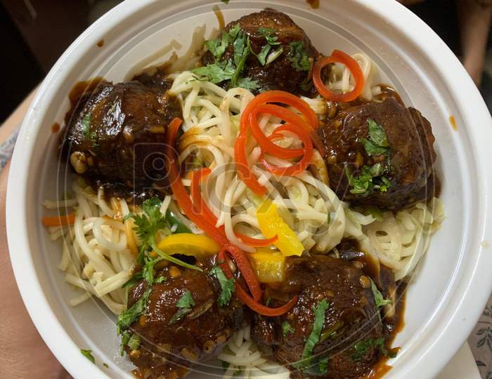 Noodles and Manchurian