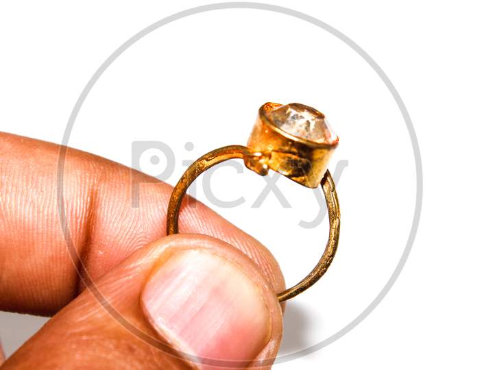 A picture of wedding ring