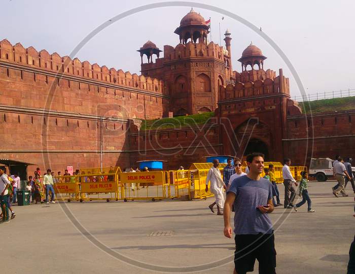 A picture of red fort