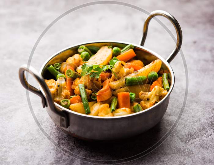 Indian Mix Veg Or Mixed Vegetable Recipe Served In A Bowl With Chapati