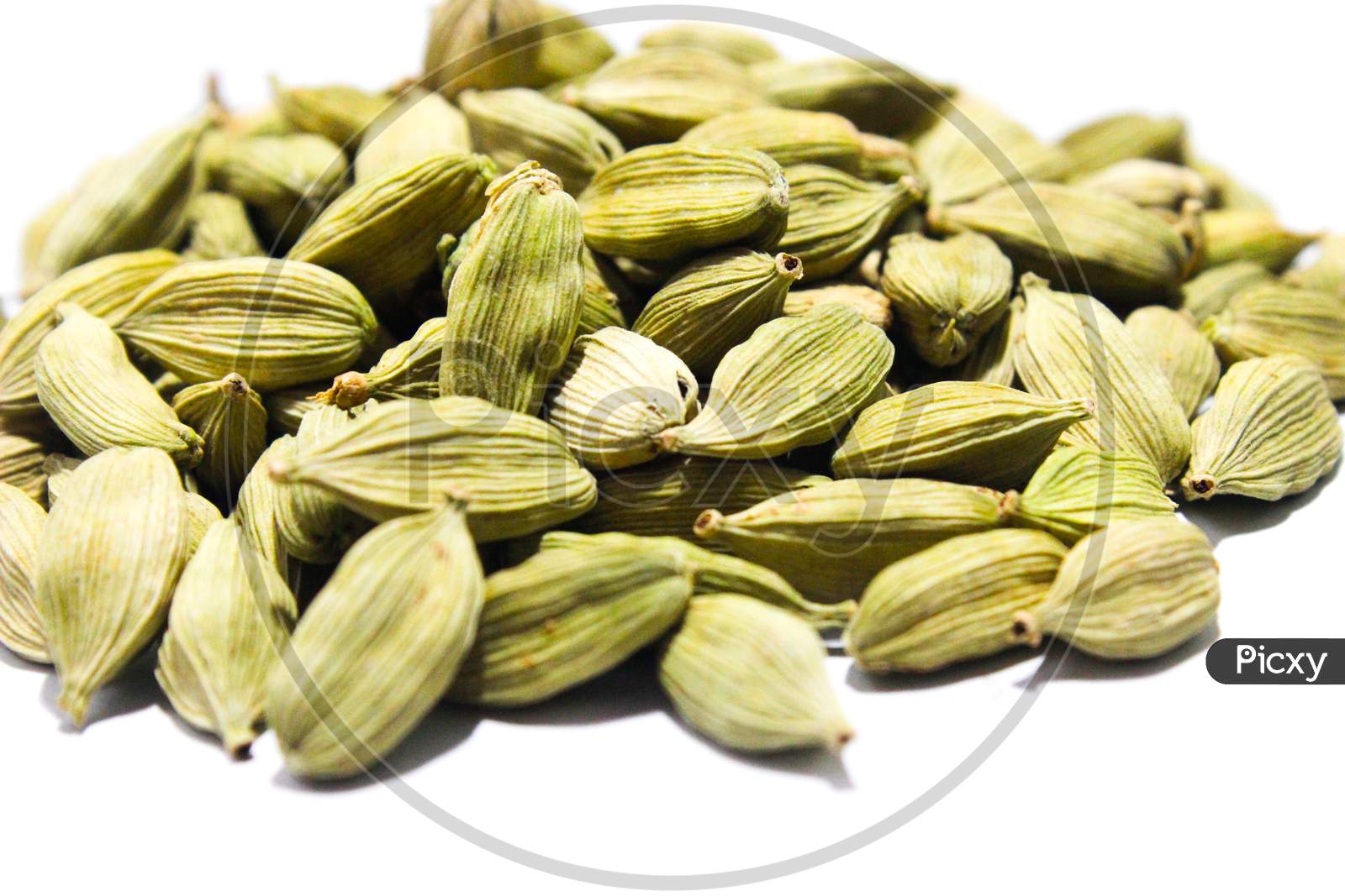 A picture of cardamom