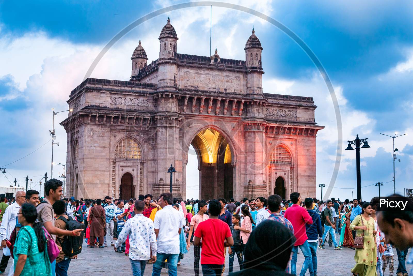 A view of Gateway of India at evening time.