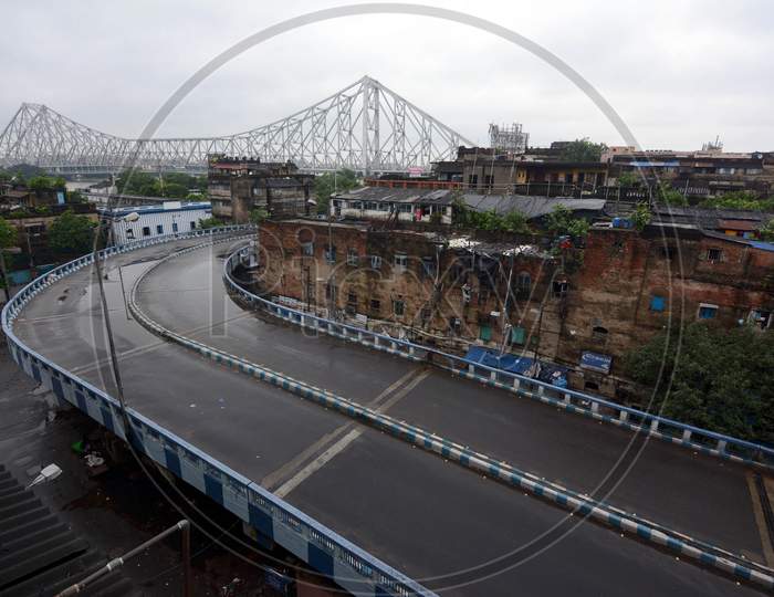 Bourbon road flyover Wears A Deserted Look At Burrabazar Area During The Complete Biweekly Lockdown To Curb Covid 19 Spread In Kolkata On August 21 2020
