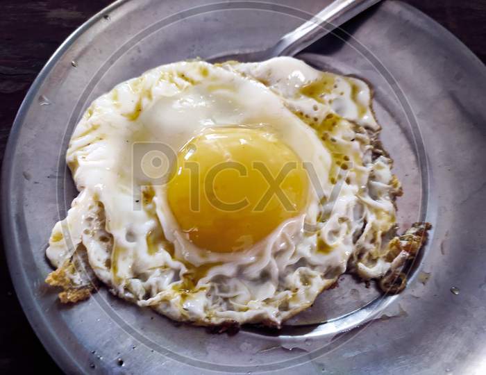 The egg omlet