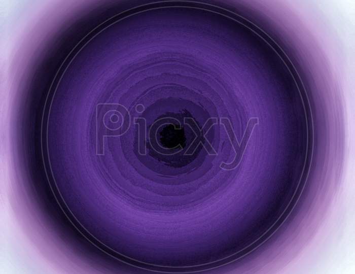 Depth of well layered concentric pattern in purple color