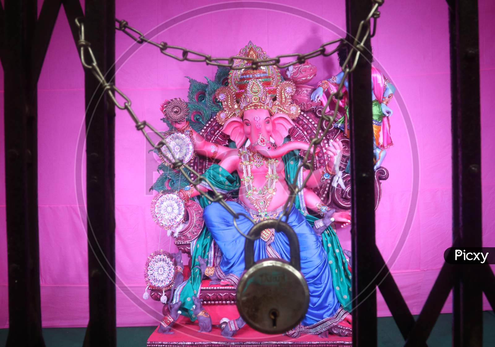 A temple is seen locked ahead of Ganesh Chaturthi festival During The Complete Biweekly Lockdown To Curb  the Covid 19 Spread In Kolkata On August 21, 2020