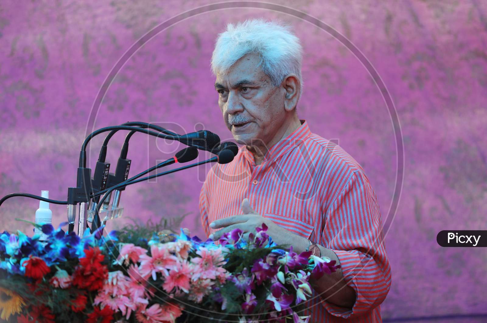 Jammu and Kashmir Lt governor Manoj Sinha addresses political dignitaries after inaugurating Ring road under (PMDP) from Akhnoor road to Bhalwal in Jammu on August 21,2020.