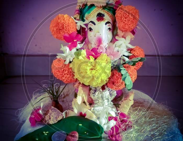 Pooja Decoration for Home, Ganpati Pooja, Wedding Mandap, Fresh Flowers Decoration