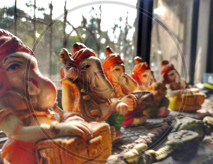 Ganpati bappa morya, Ganesh idol