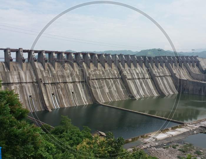 Sardar Sarovar Dam, It Is Large Irrigation And Hydroelectric Multi-Purpose Dams On The Narmada River, Gujarat, India