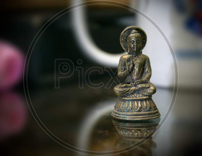 Bronze Marble Antique Tibetan Buddha Sculpture Ornament Nature Stone Carving Jade Statue Sculpture Religion Sculpture Bodhisattva.
