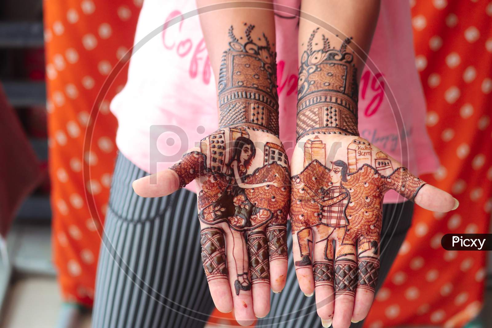 Image of Indian Bride Showing Mehndi Tattoos Design-GO110829-Picxy
