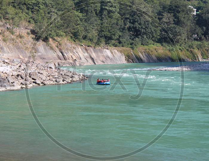 Himalayan river rafting