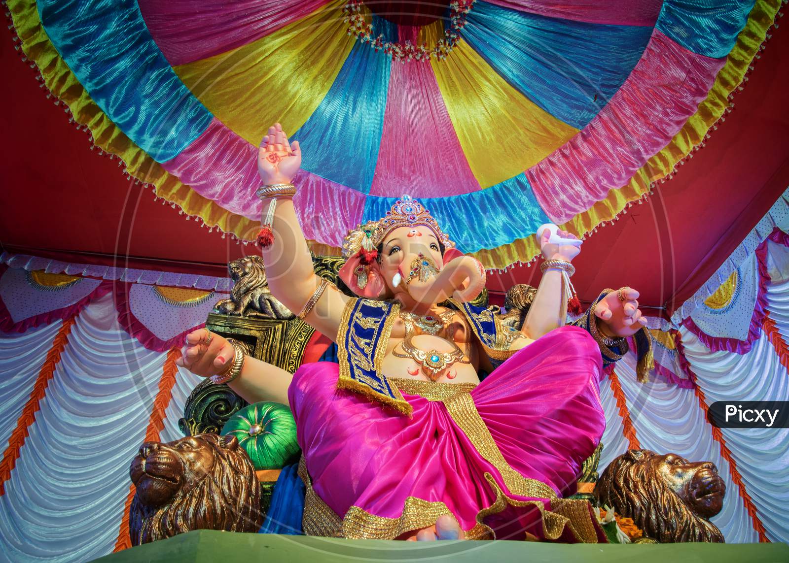 image-of-ganesh-chaturthi-religious-festival-in-in-india-closeup-photos