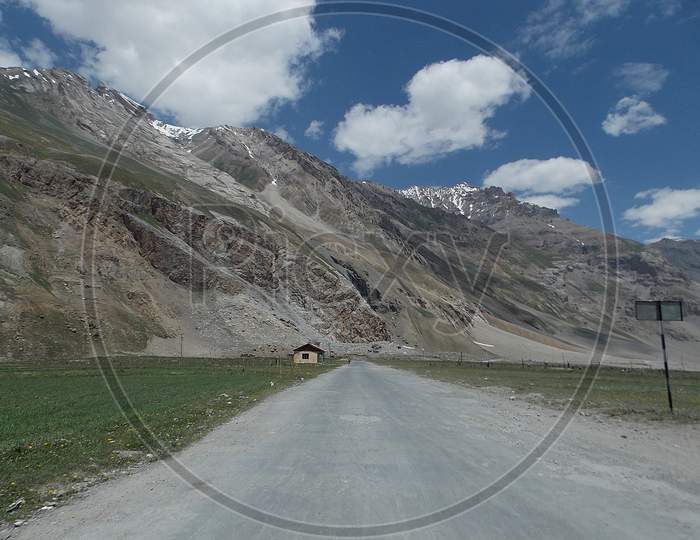 A View of Kargil Leh Highway
