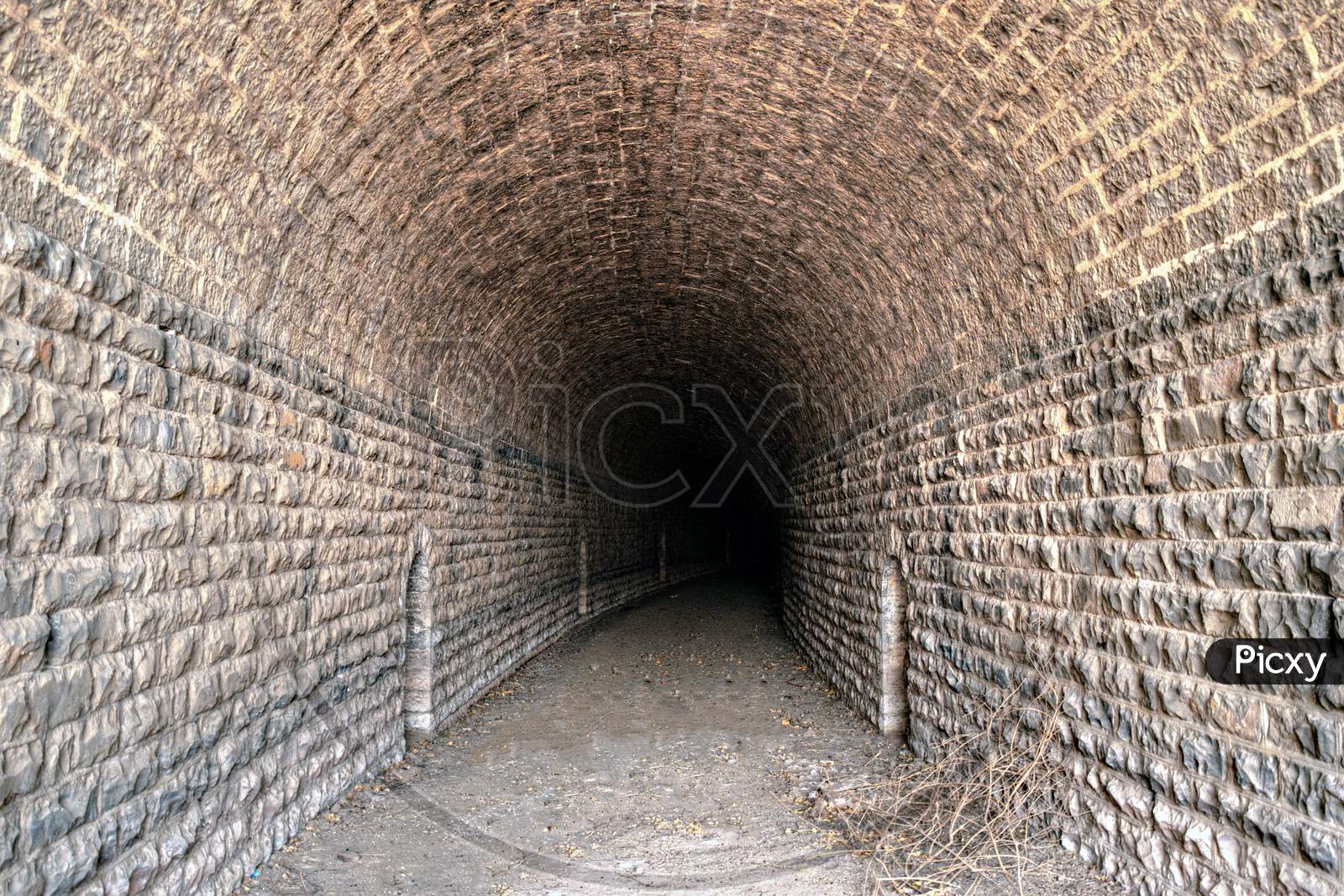 Old Stone Arch Tunnel Erstwhile Used To Carry A Narrow Gauge Railway Line, Pune.
