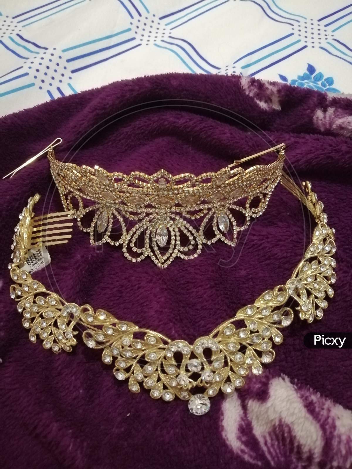 Beautiful hair ban for girl, jewellery, necklace,